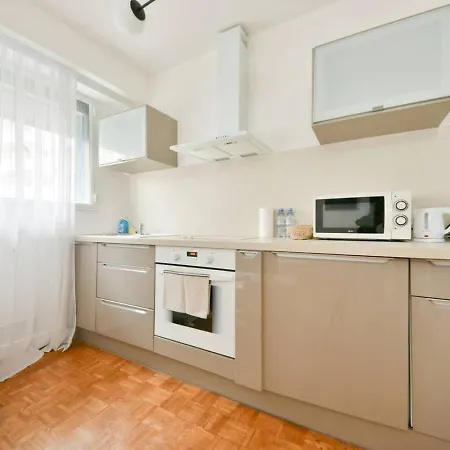 Champs De Mars Eiffel Tower Spacious 1br *
